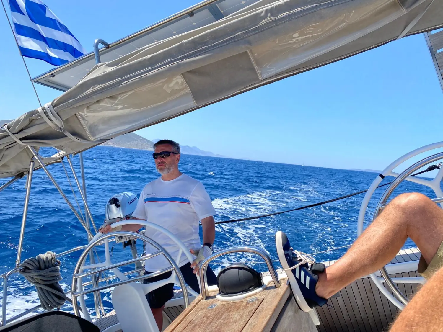 Successful Sailing - Skipper Thomas Lindloff sailing on the sea