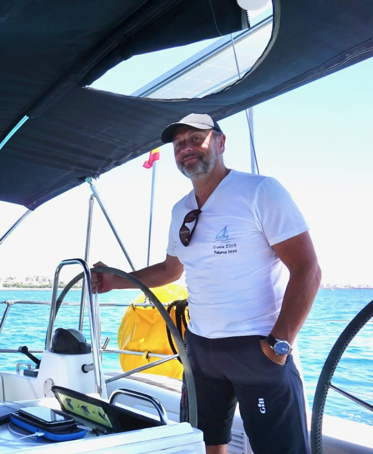 Successful Sailing - Skipper Thomas Lindloff sailing on the sea